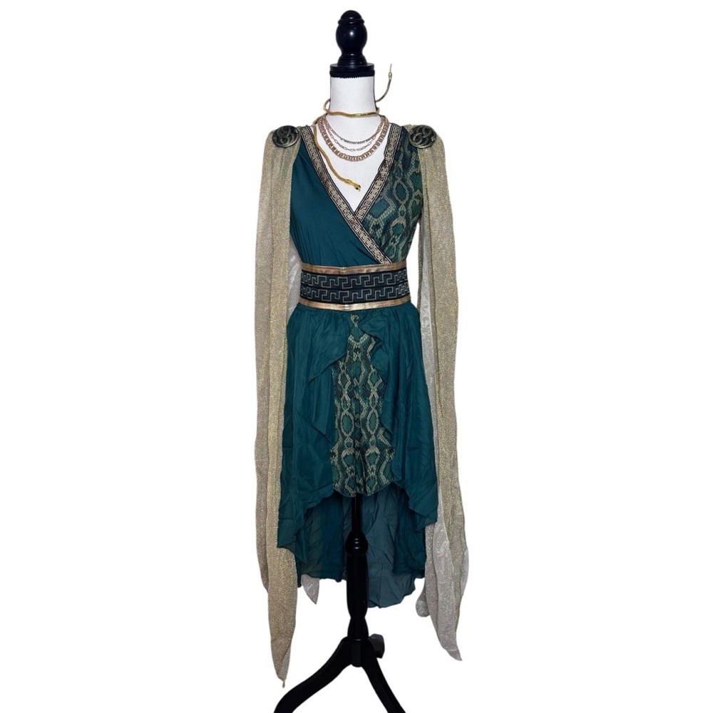Spirit Halloween Serpent Queen Costume with Accessories- Adult S 4-6